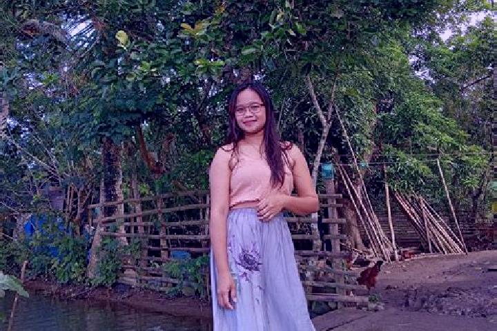 Emma, 31 — Escort in Buguey, Philippines