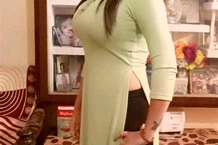 Emma, 31 — Escort in Kuti, Indonesia