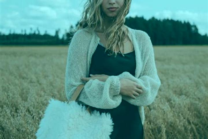 Emma, 31 — Escort in Poeytyae, Finland