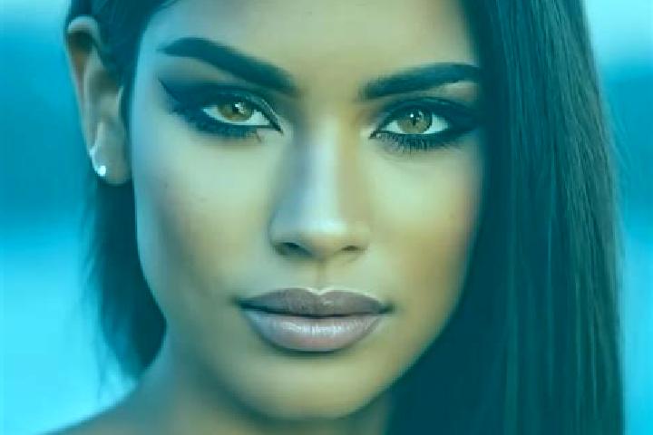 Emma, 32, a black green-eyed latina companion based in Ohangaron. Offering BDSM, Couples. Available for incall and outcall, day and evening dates.