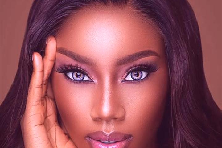Emma, 32, a chestnut blue-eyed ebony companion based in Lebahseri. Offering CIM, Deep French Kissing, Couples, Striptease, Travel Companion. Available for in...