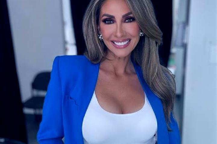 Emma, 32 — Escort in Campins, Spain