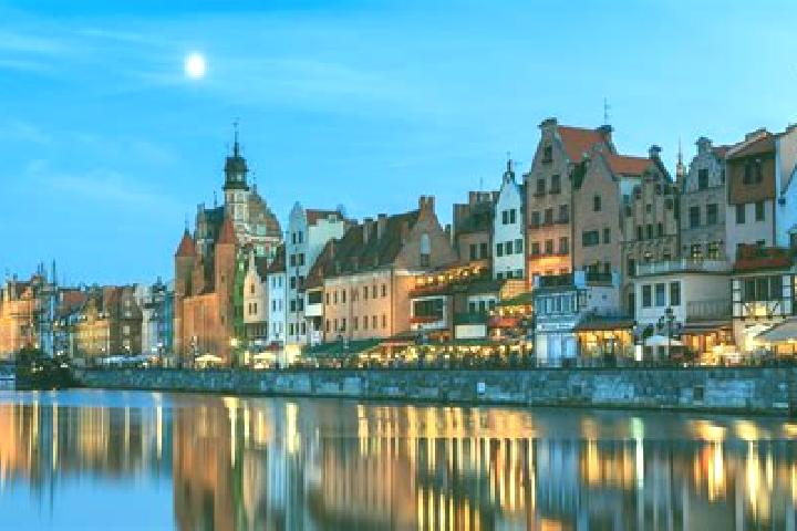 Emma, 32 — Escort in Gdansk, Poland