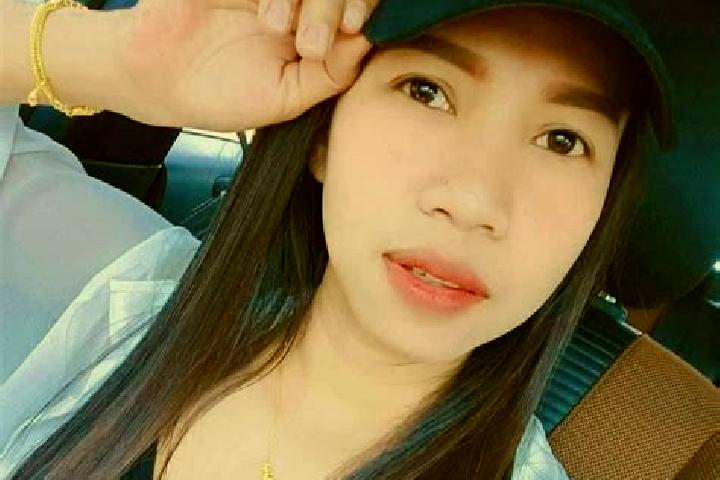 Emma, 32 — Escort in Pa Mok, Thailand