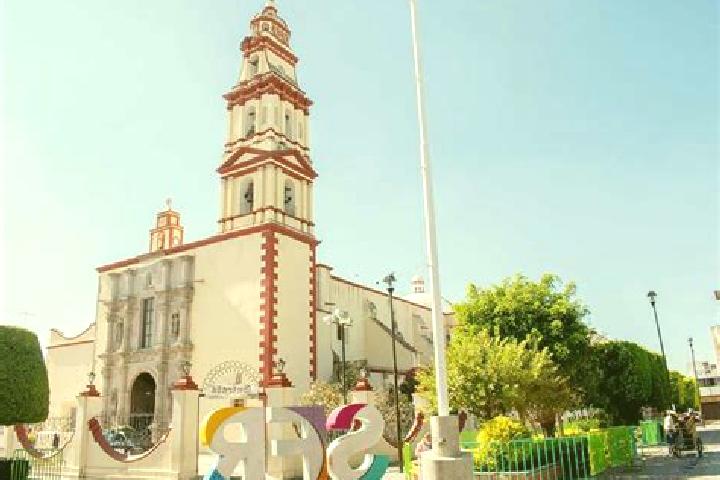 Emma, 32 — Escort in San Jose del Rincon, Mexico