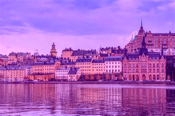 Emma, 32 — Escort in Undersaker, Sweden