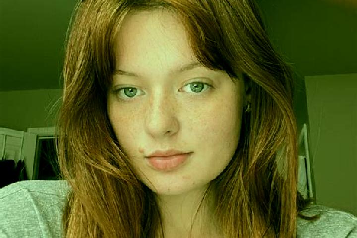 Emma, 33, a auburn hazel-eyed caucasian companion based in Facatativa. Offering Deep French Kissing, Dinner Date, Massage, 69, Erotic Massage. Available for ...