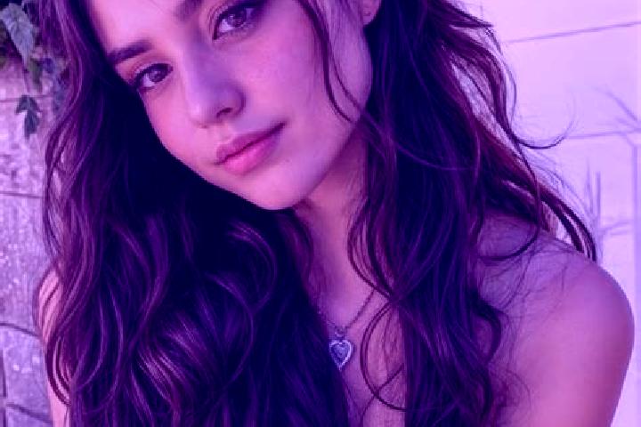 Emma, 33, a black hazel-eyed middle eastern companion based in Cossack. Offering Couples, Domination, CIM, OWO. Available for incall and outcall, day and eve...