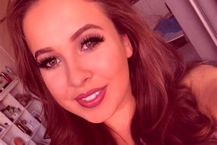 Emma, 33, a dark blonde brown-eyed caribbean companion based in Chumayel. Offering Roleplay, Striptease, Dinner Date. Available for incall and outcall, overn...