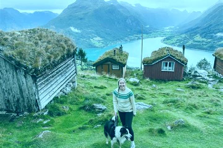 Emma, 33 — Escort in Follebu, Norway