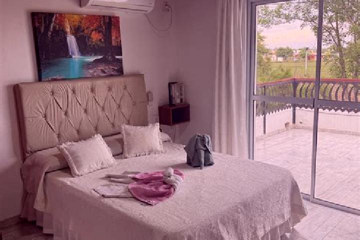 Emma, 33 — Escort in Oncativo, Argentina