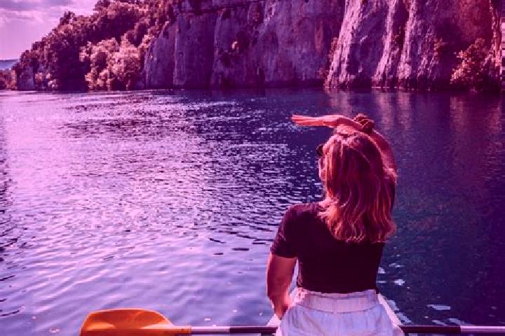 Emma, 33 — Escort in Pontmain, France