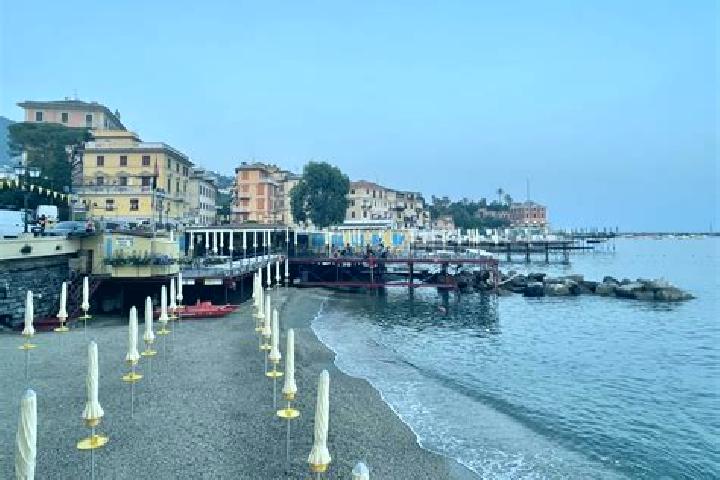 Emma, 33 — Escort in Rapallo, Italy