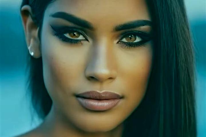 Emma, 34, a black brown-eyed latina companion based in Bashtyne. Offering CIM, 69, Erotic Massage, Couples. Available for incall and outcall, day and evening...