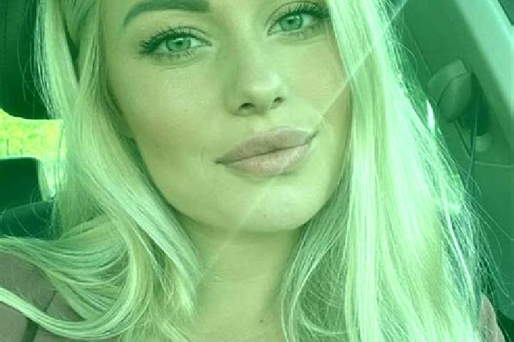 Emma, 34, a blonde hazel-eyed mixed companion based in Barghe. Offering OWO, Roleplay, Domination, Prostate Massage. Available for incall and outcall, day an...