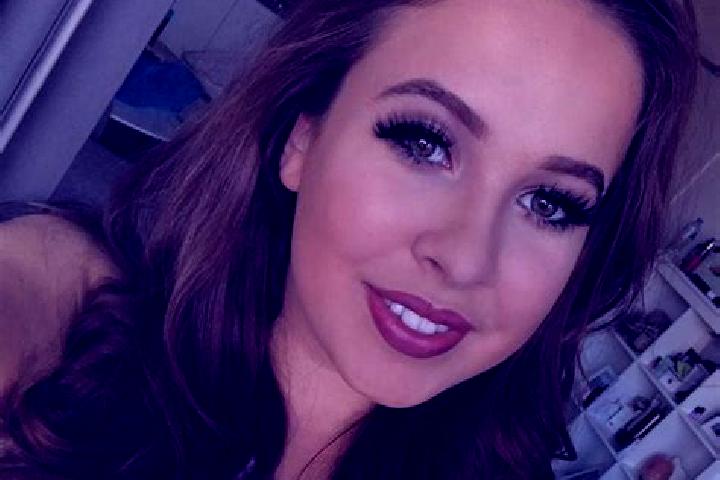 Emma, 34, a chestnut grey-eyed middle eastern companion based in Forde. Offering Erotic Massage, Prostate Massage, Girlfriend Experience, GFE, Couples. Avail...