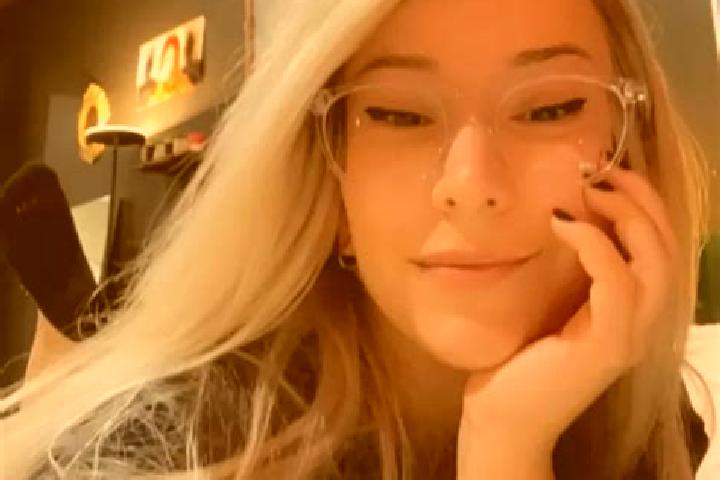 Emma, 34, a platinum blonde grey-eyed indian companion based in Monceau-Saint-Waast. Offering 69, Dinner Date, Duos, Overnight. Available for incall and outc...