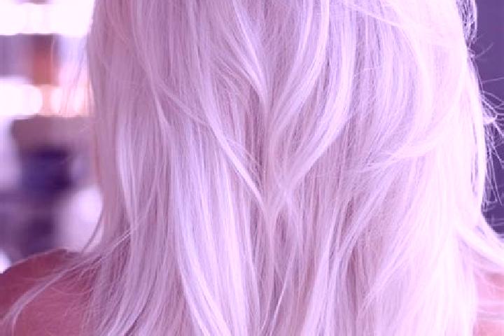 Emma, 34, a platinum blonde grey-eyed latina companion based in Castilblanco de los Arroyos. Offering Prostate Massage, Deep French Kissing, Roleplay, Dinner...