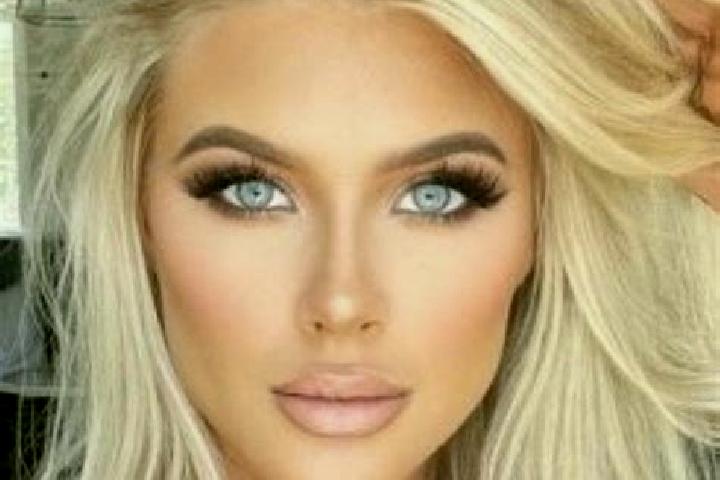 Emma, 34, a platinum blonde hazel-eyed latina companion based in Tczew. Offering BDSM, A-Level, Girlfriend Experience, GFE. Available for incall and outcall,...