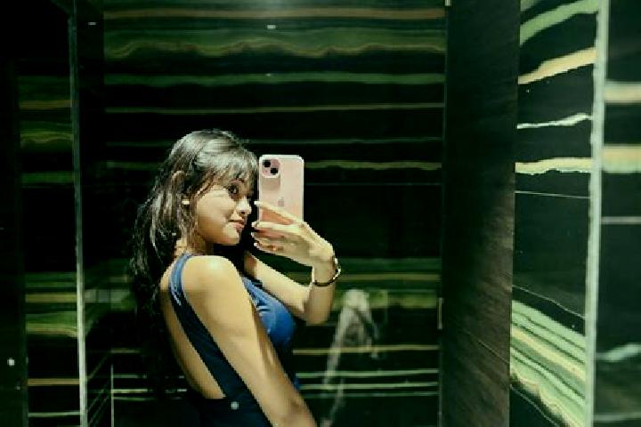Emma, 34 — Escort in Barna, Hungary