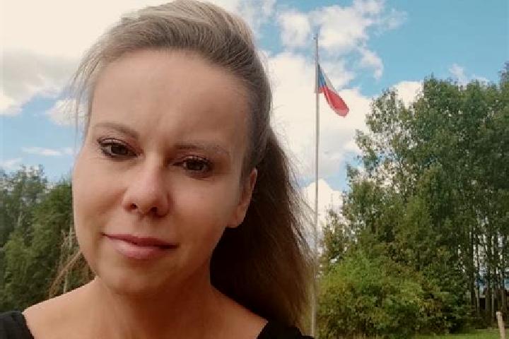Emma, 34 — Escort in Berezna, Ukraine