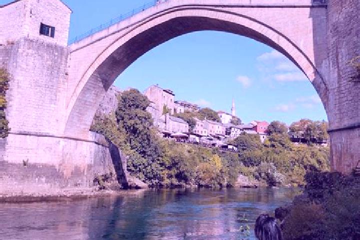 Emma, 34 — Escort in Gromiljak, Bosnia and Herzegovina