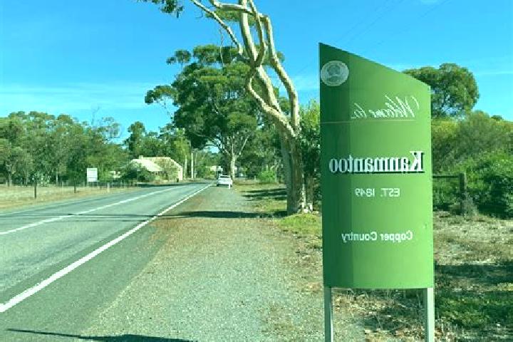 Emma, 34 — Escort in Kanmantoo, Australia