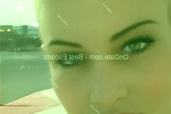 Emma, 34 — Escort in Liangshuihe, China