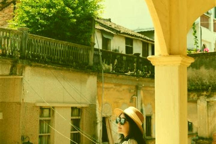 Emma, 34 — Escort in Meixian, China