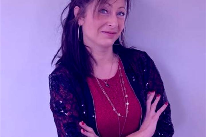 Emma, 34 — Escort in Prusy-Boskuvky, Czech Republic
