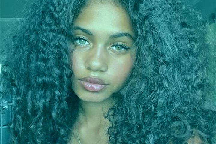 Emma, 35, a black grey-eyed ebony companion based in Novalaise. Offering Striptease, Girlfriend Experience, Tantra, Prostate Massage. Available for incall an...