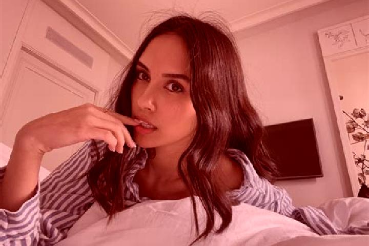 Emma, 35, a dark blonde amber-eyed ebony companion based in Yapleu. Offering Dinner Date, Travel Companion, Girlfriend Experience. Available for incall and o...