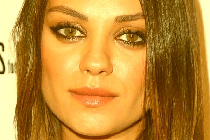 Emma, 35, a red hazel-eyed indian companion based in Isla del Bosque. Offering BDSM, Fetish, Striptease. Available for incall and outcall, day and evening da...
