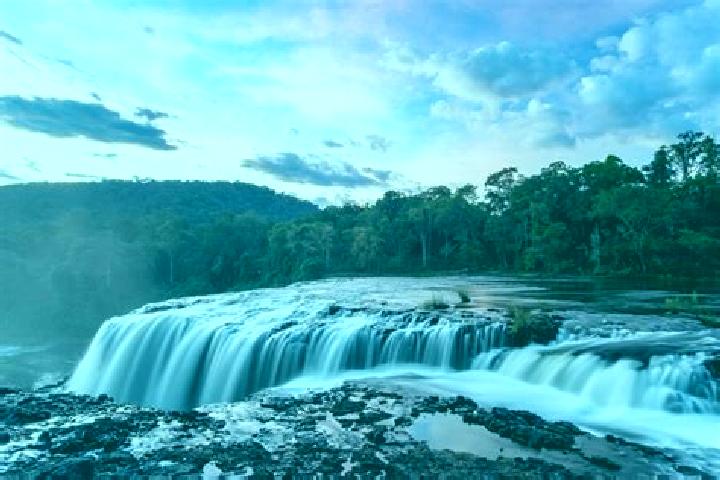 Emma, 35 — Escort in Attapeu, Laos