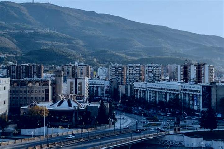 Emma, 35 — Escort in Basino Selo, North Macedonia