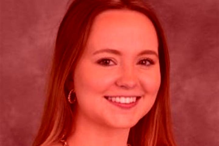 Emma, 35 — Escort in Boger City, United States