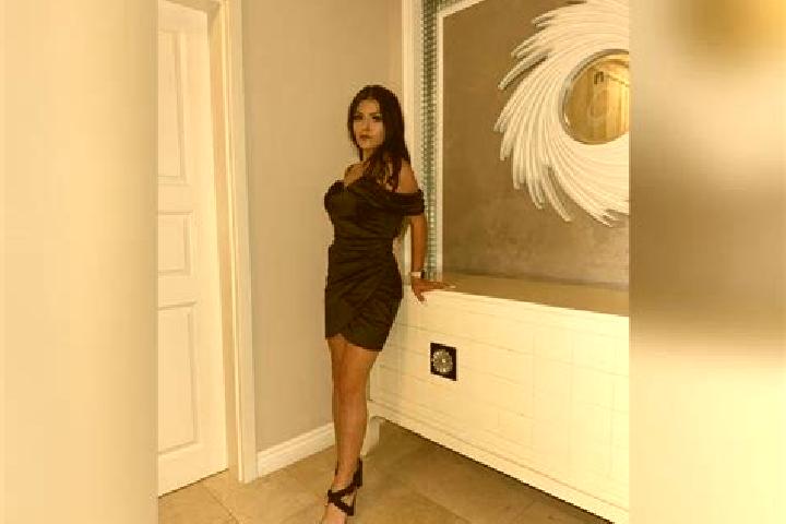 Emma, 35 — Escort in Obarsia-Closani, Romania
