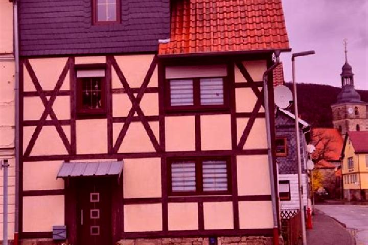 Emma, 35 — Escort in Obermassfeld-Grimmenthal, Germany