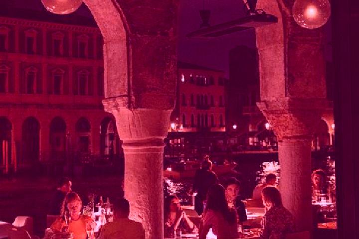 Emma, 35 — Escort in Osteria del Gatto, Italy