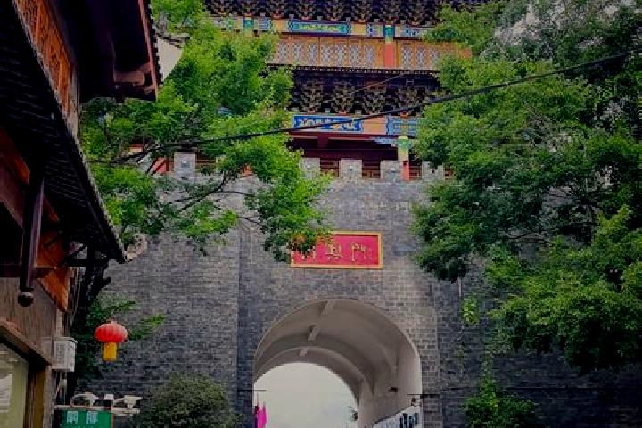 Emma, 35 — Escort in Shuitian, China
