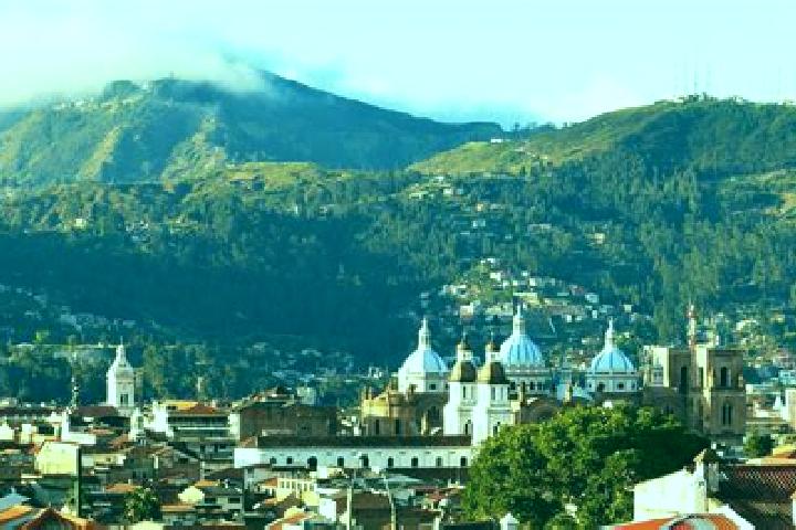 Emma, 35 — Escort in Simon Bolivar, Ecuador