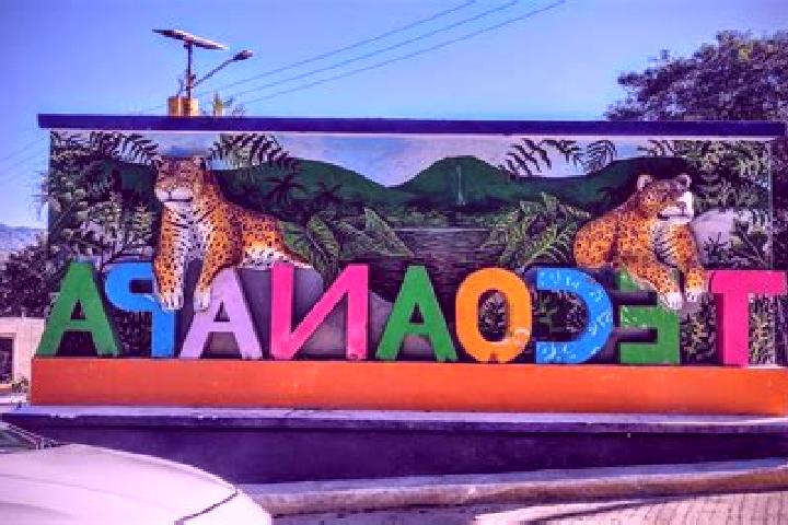 Emma, 35 — Escort in Tecoanapa, Mexico