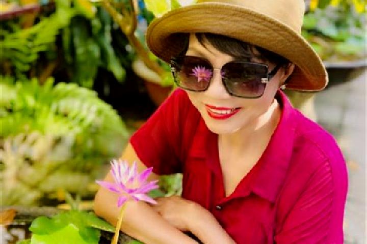 Emma, 35 — Escort in Tho Xuan, Vietnam