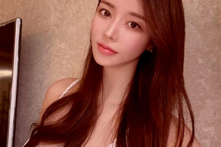 Emma, 36 — Escort in Anzihao, China
