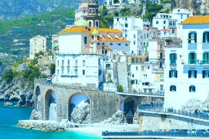 Emma, 36 — Escort in Conversano, Italy