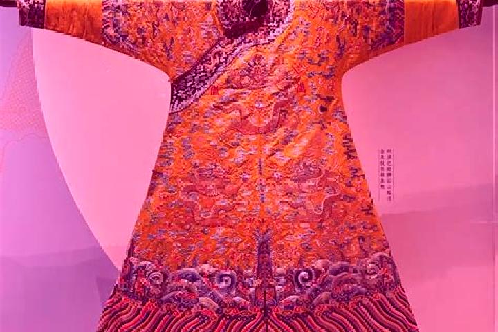 Emma, 36 — Escort in Guanmian, China