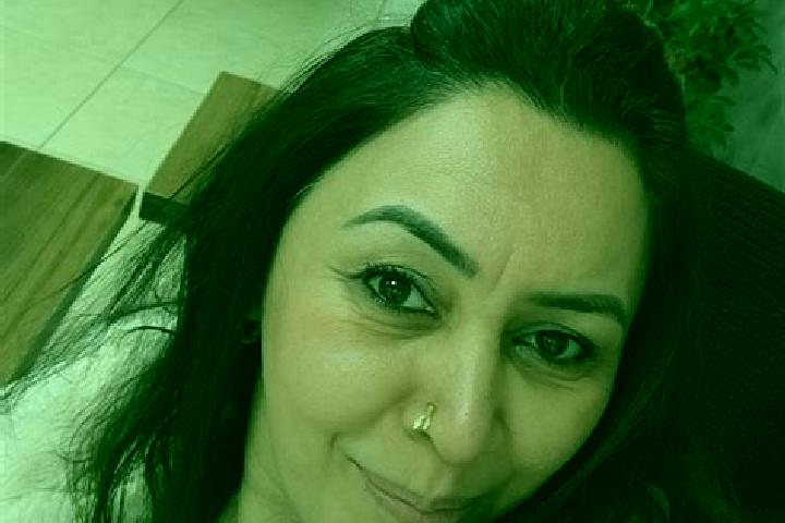 Emma, 36 — Escort in Kurtulus, Turkey