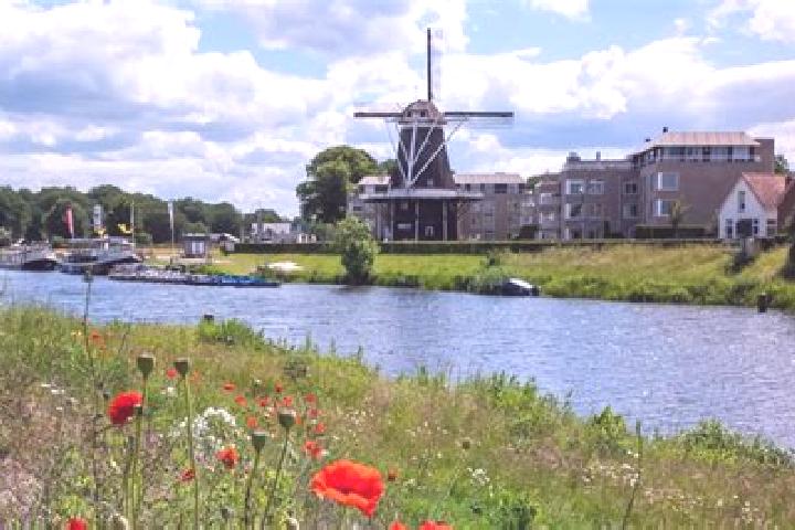 Emma, 36 — Escort in Ommen, Netherlands