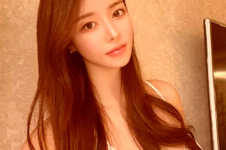 Emma, 36 — Escort in Sigou, China