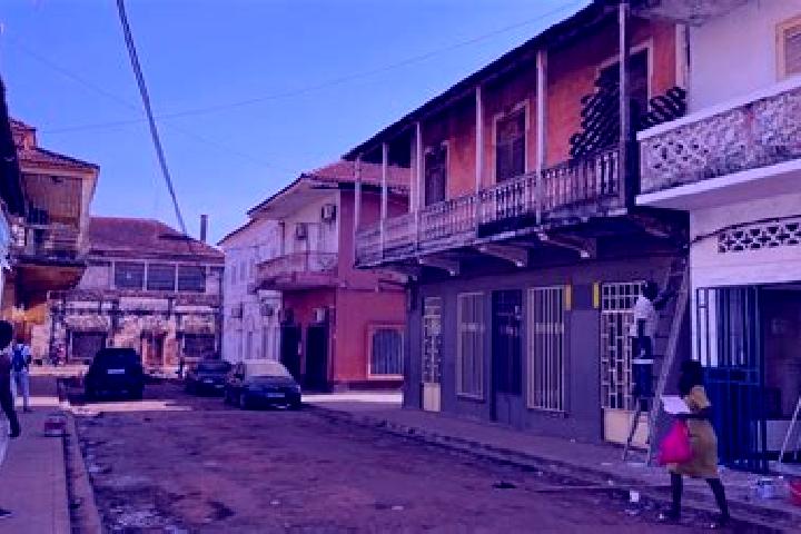 Emma, 36 — Escort in Tite, Guinea-Bissau